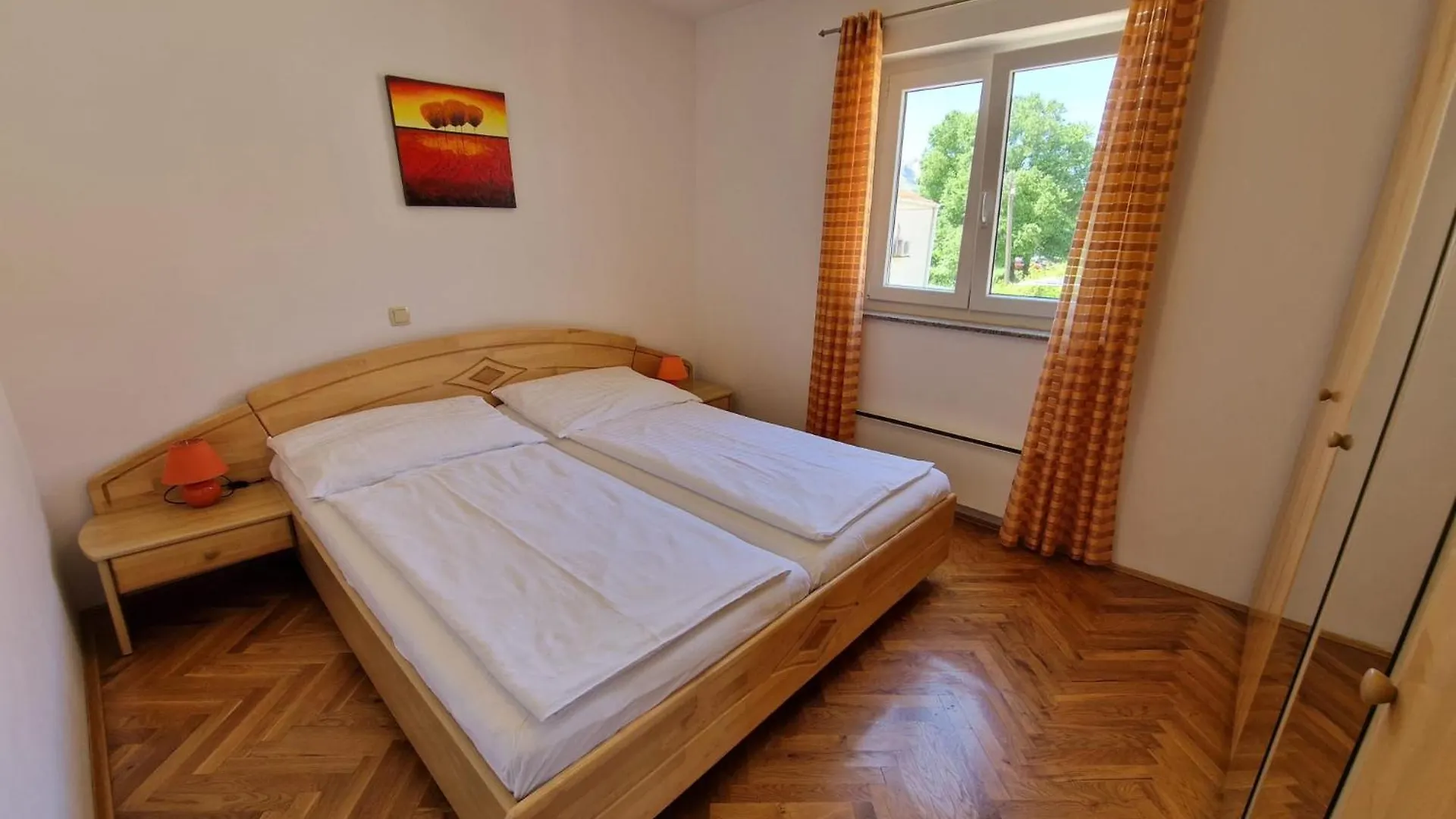 Apartment Jozic location
